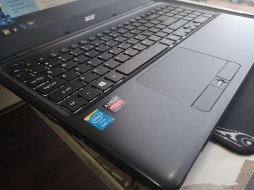 *AS NEW***Super Spec i7***ACER TRAVELMATE P455*i7-4500u*8GB DDR3*1000GB HDD*RADEON*BACKLIT*